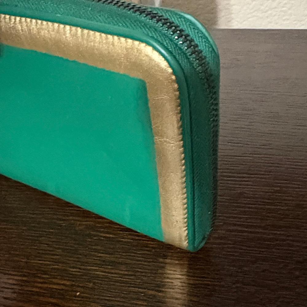 Bottega Veneta Green & Gold Zip Around Wallet - Made in Italy - Picture 3 of 10